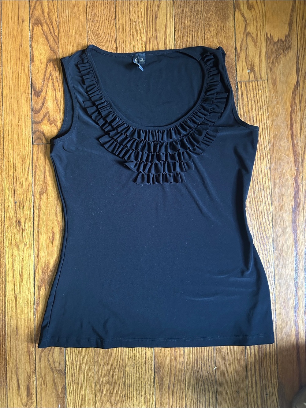 Susan Lawrence Black Ruffled Scoop Neck Tank